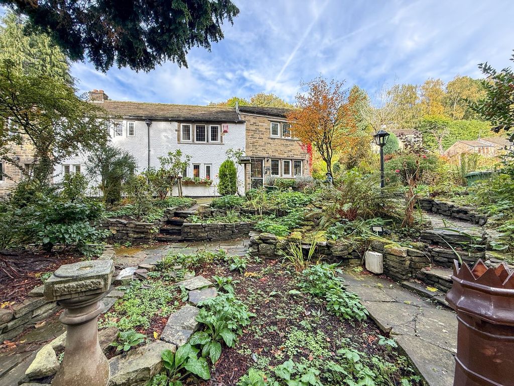 Property photo 2 of 37