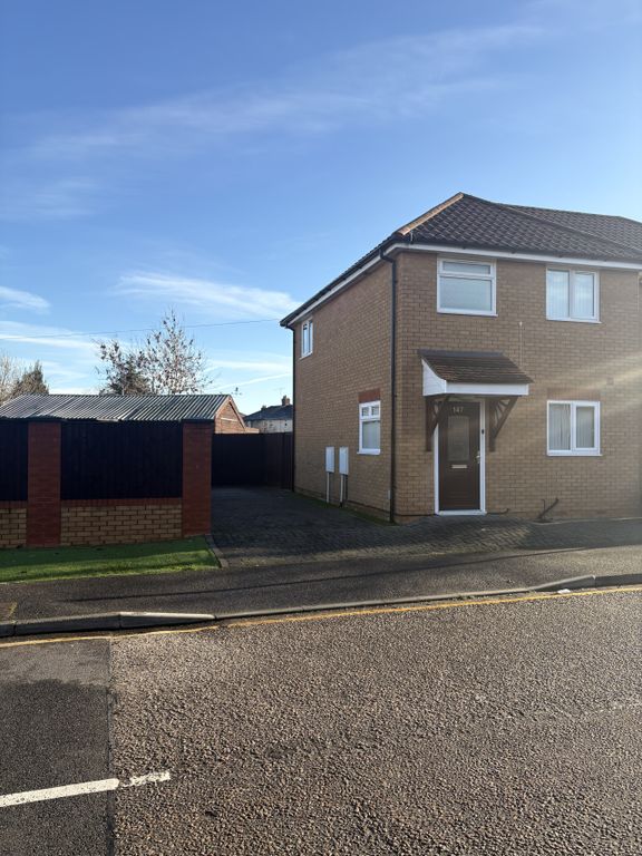 Property photo 1 of 20 Cover