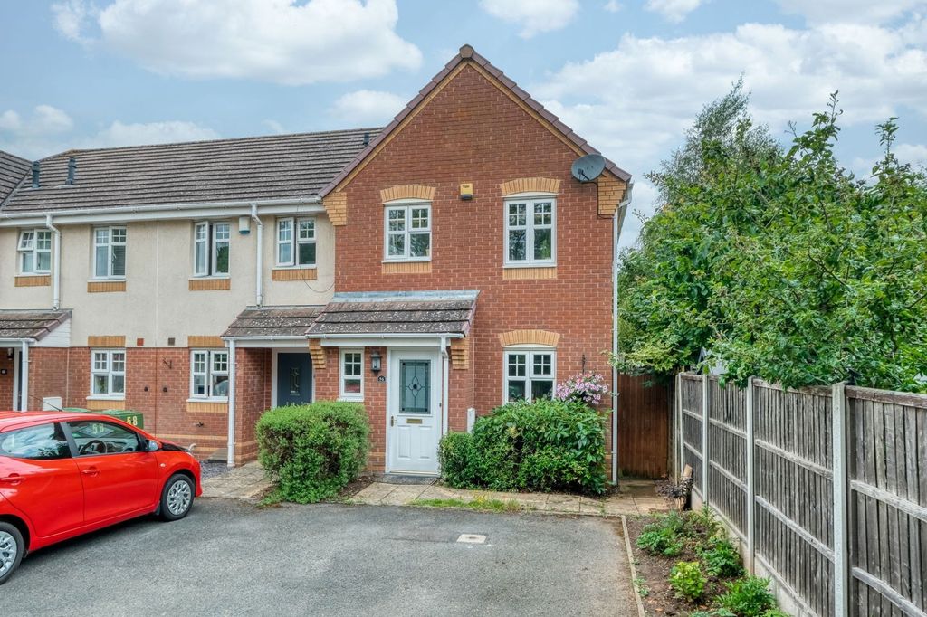 Property photo 1 of 11