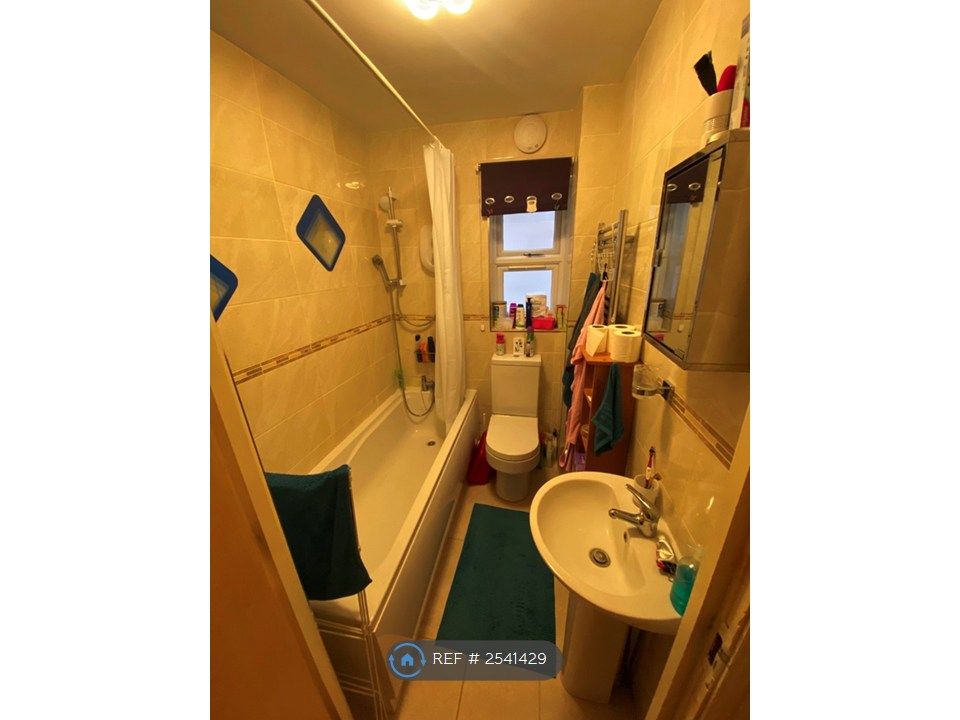 Property photo 3 of 4