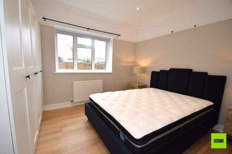 Property photo 3 of 10 Photo 7