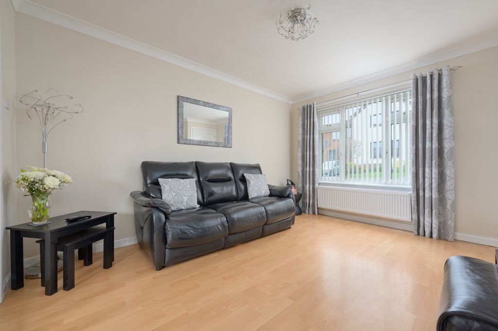 Property photo 3 of 21 Property Image 3