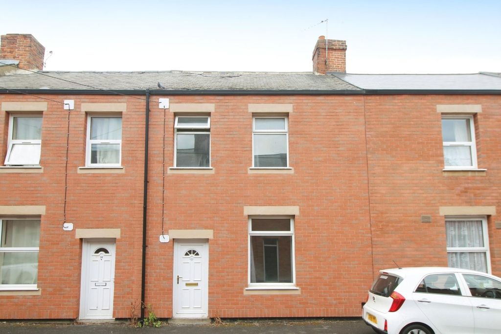 Property photo 1 of 10 External