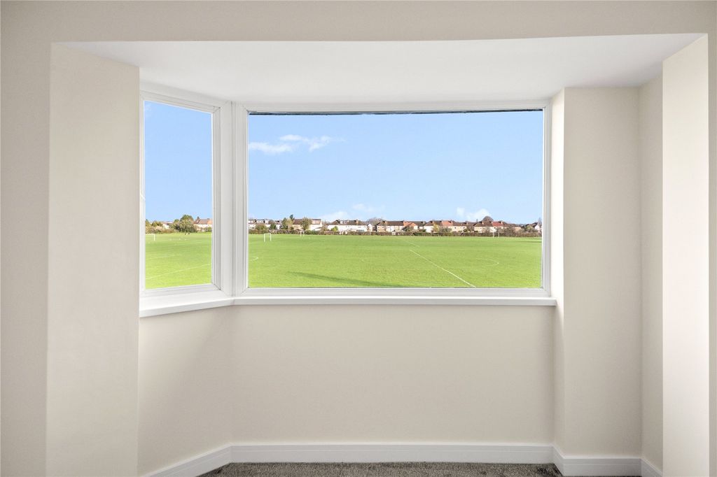 Property photo 3 of 17 Picture No. 03