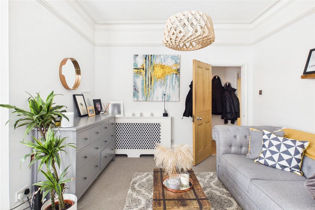 Property photo 2 of 15 Picture No. 05