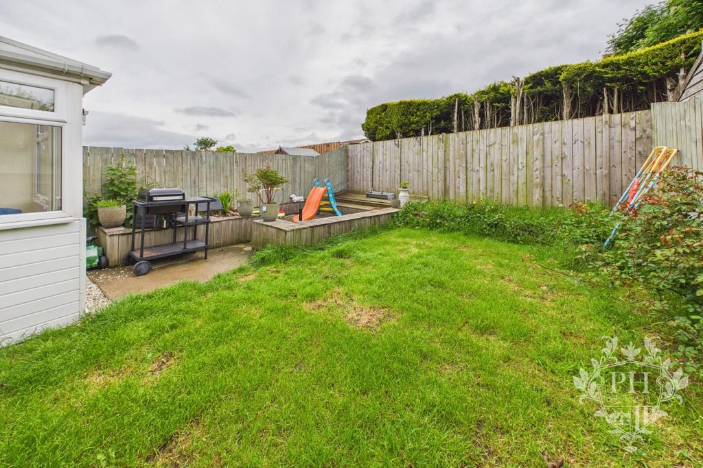 Property photo 2 of 13 84De1Cf2B1Cf41cd8Ea3d37c0ee0B730_100_Cam02002G0-Pr