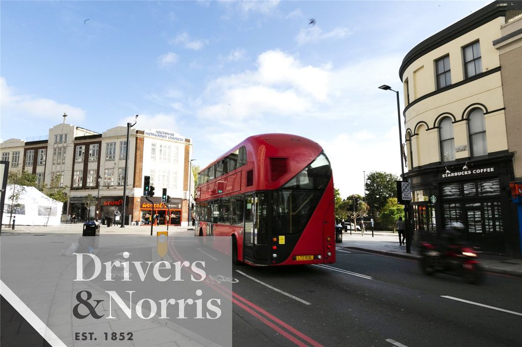 Property photo 3 of 5 Picture No. 05