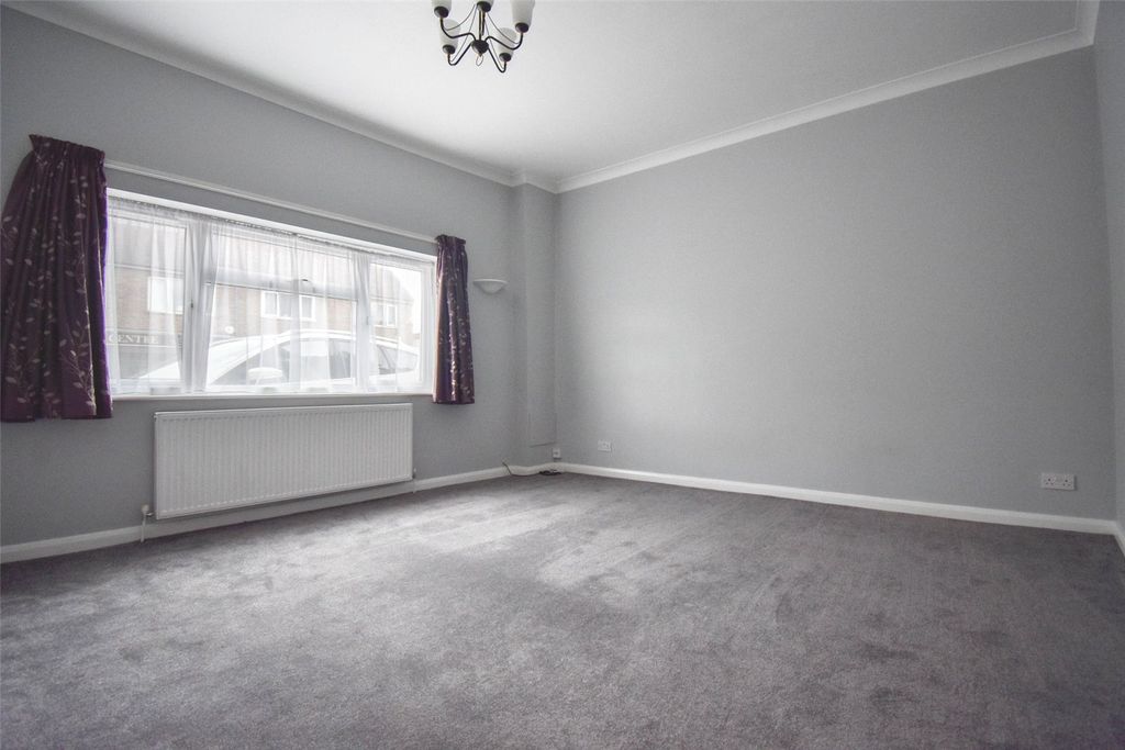 Property photo 2 of 7 Picture No. 01