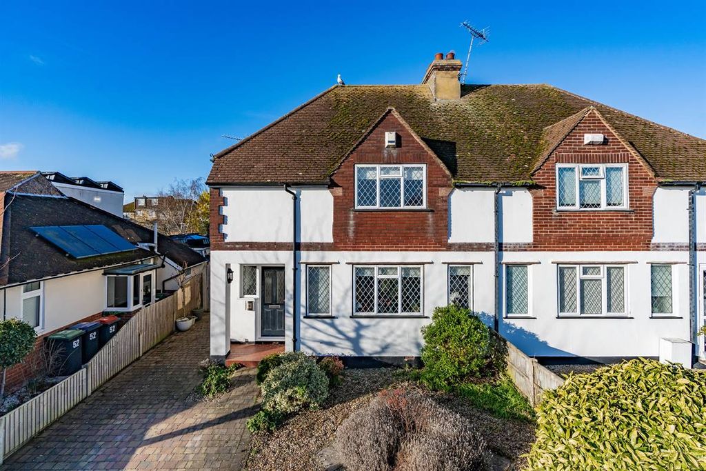 Property photo 1 of 25