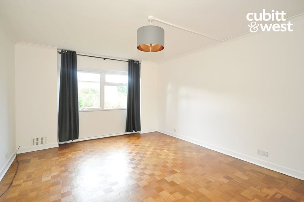 Property photo 3 of 9 956672F7-Fileacce...