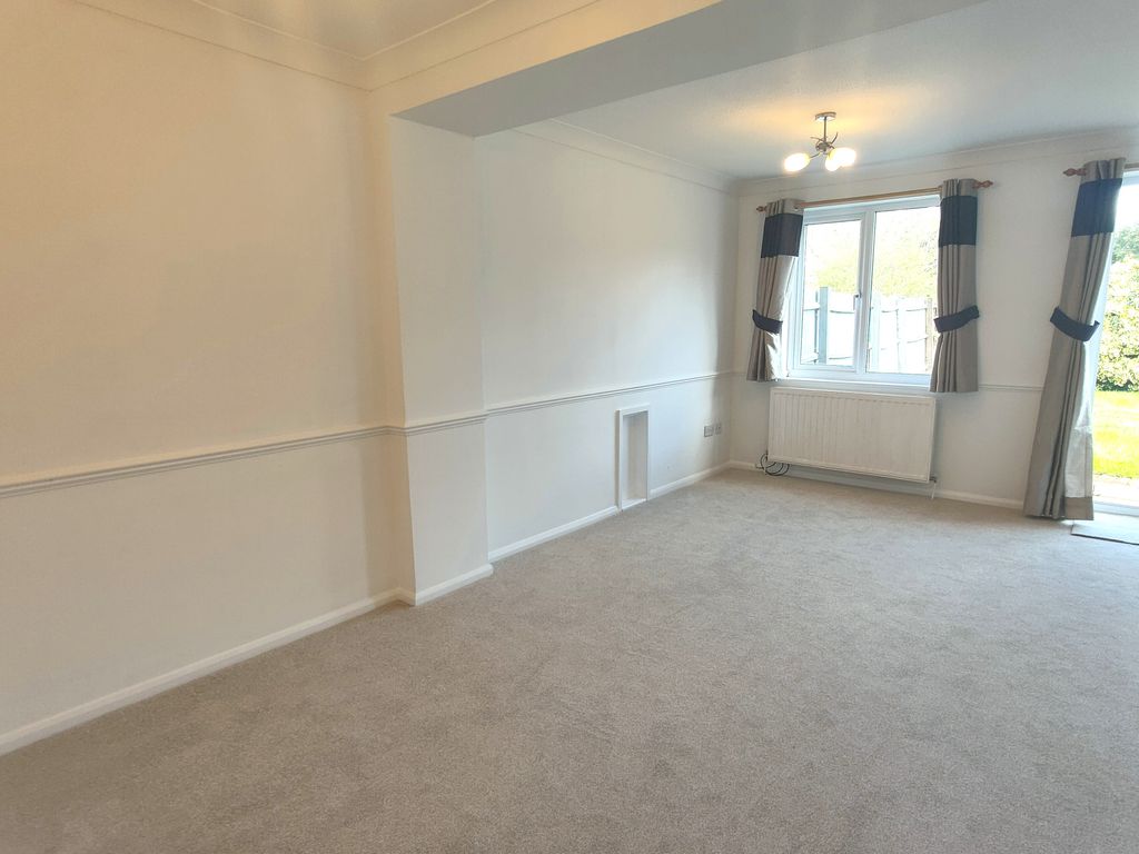 Property photo 3 of 18 Image