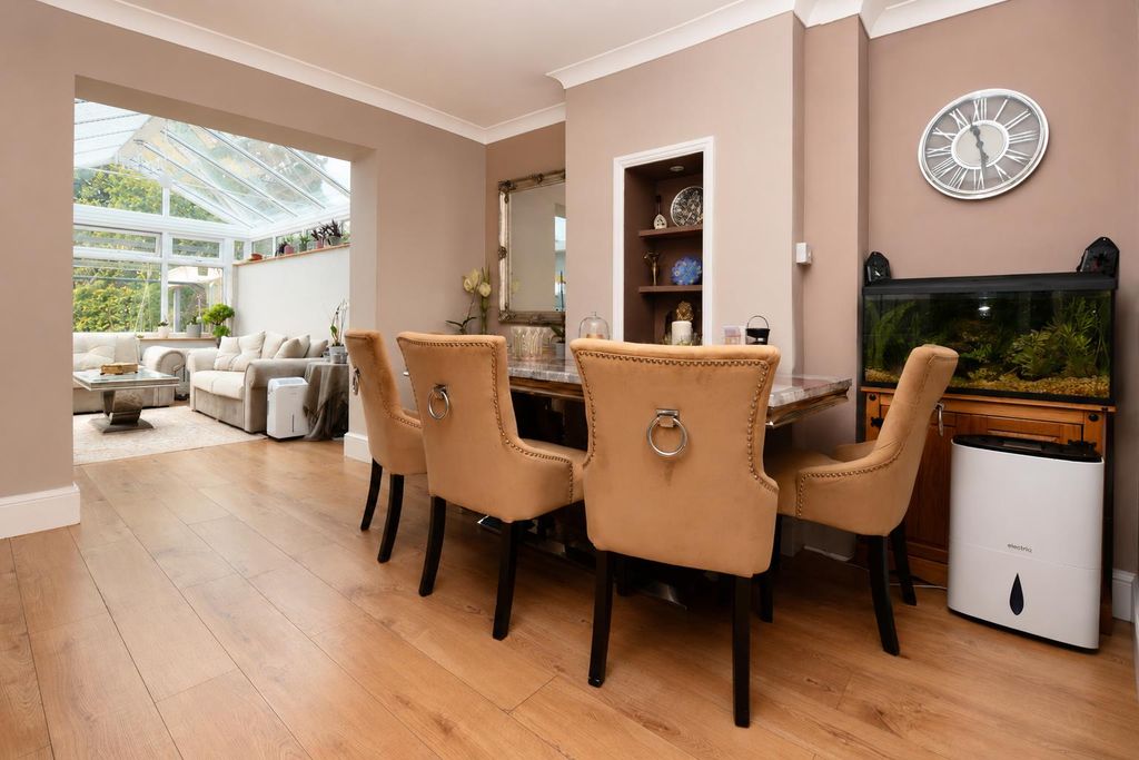 Property photo 2 of 24 Dining Room.Jpg