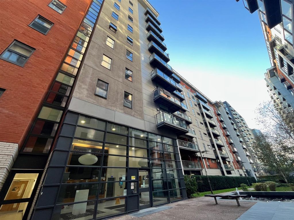 Property photo 2 of 13