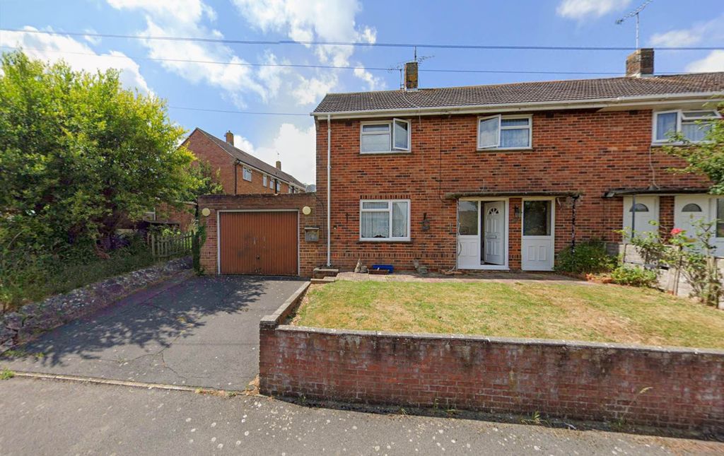 Property photo 1 of 5