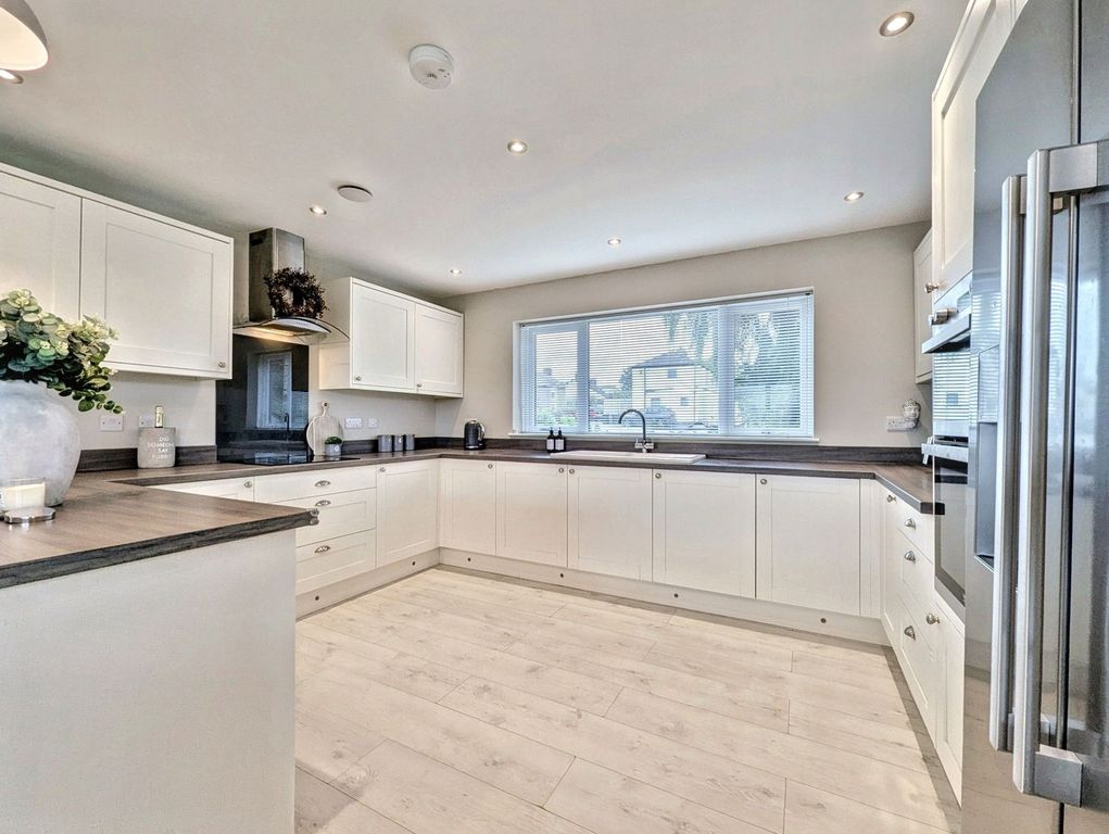 Property photo 3 of 30