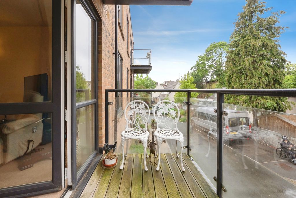 Property photo 2 of 27 Pbox-Img.Jpg