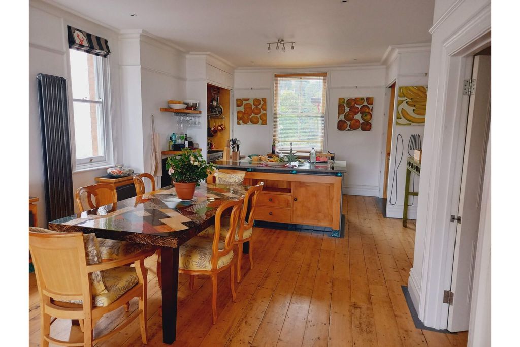 Property photo 1 of 14 Kitchen/Dining Room