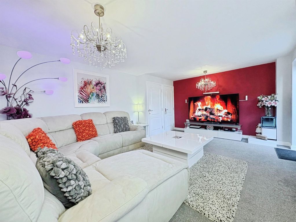 Property photo 3 of 24