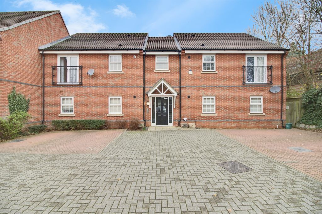 Property photo 1 of 14