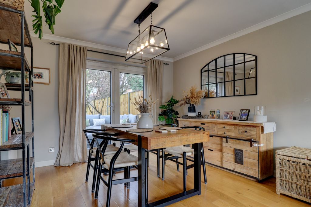 Property photo 3 of 19 Picture No. 12