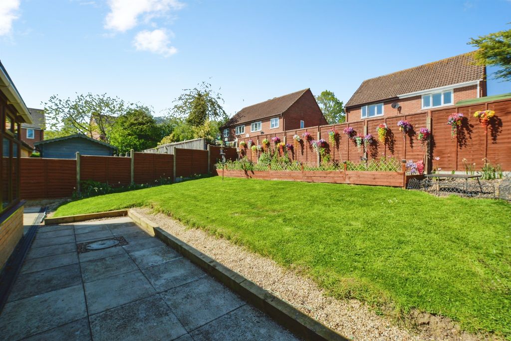Property photo 2 of 16