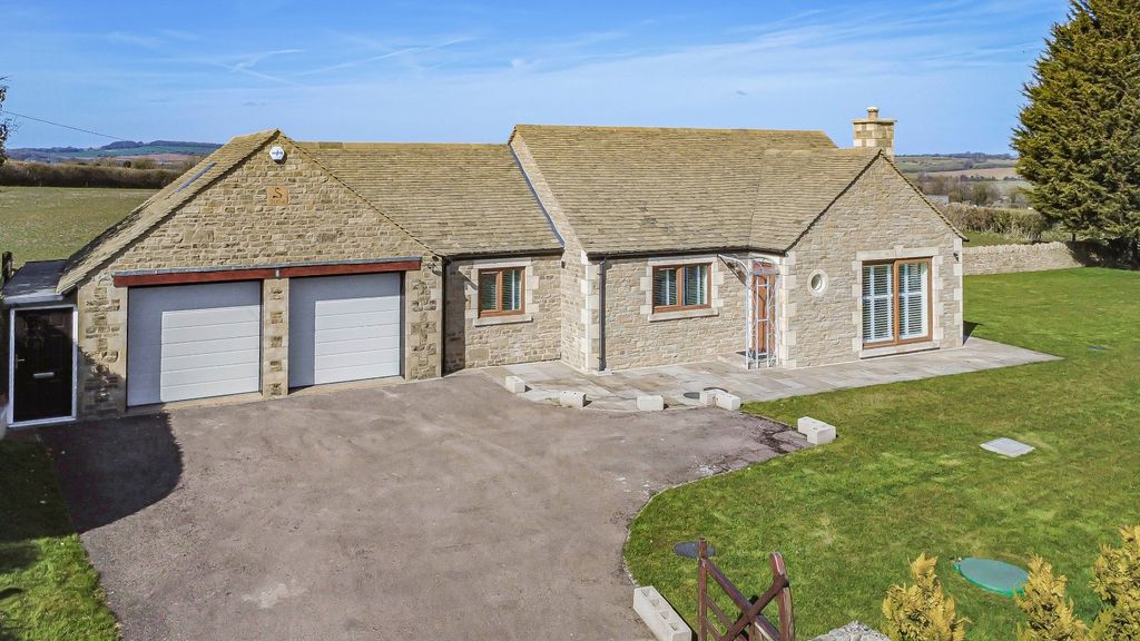 Property photo 1 of 21 Picture No. 09