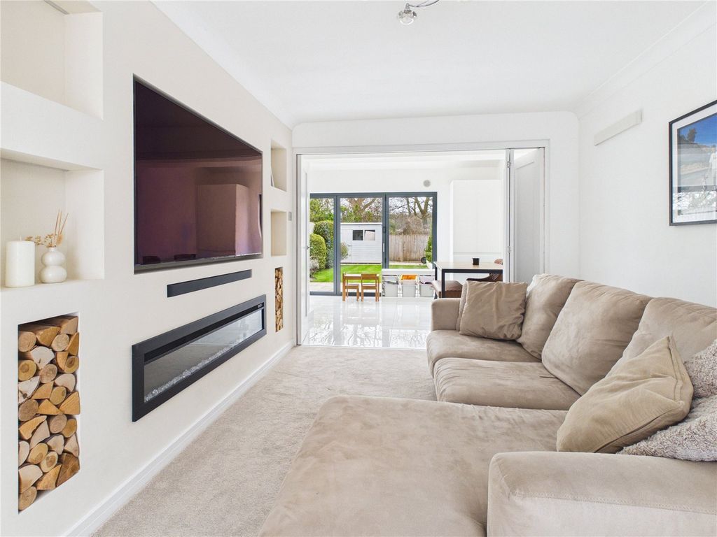 Property photo 1 of 30 Picture No. 33