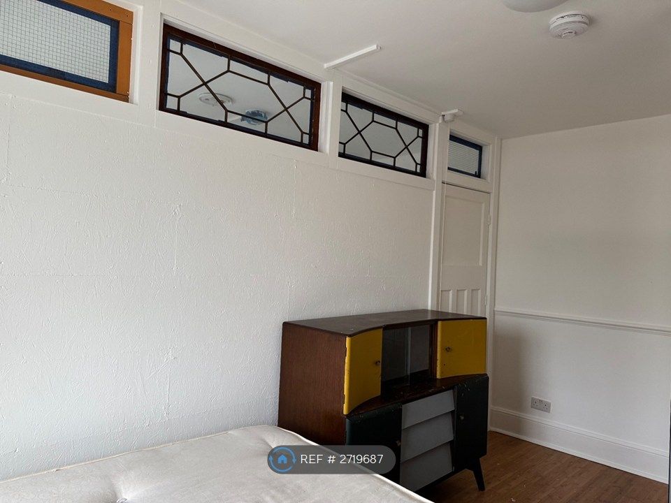 Property photo 1 of 13 Doublebedroom