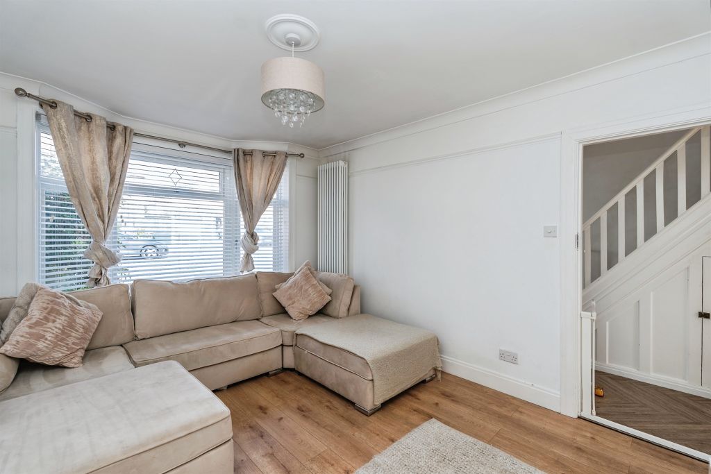 Property photo 3 of 19