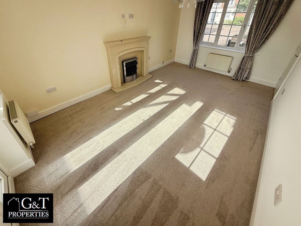Property photo 3 of 19
