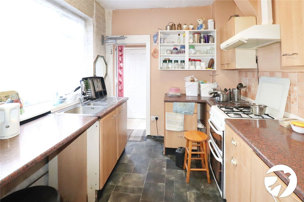 Property photo 3 of 14 Picture No. 09