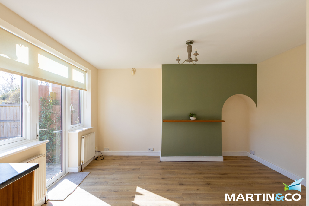 Property photo 3 of 15 Picture9