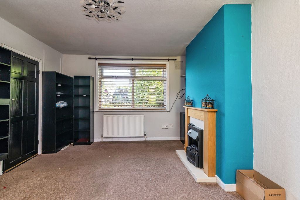 Property photo 3 of 17 Pbox-Img.Jpg