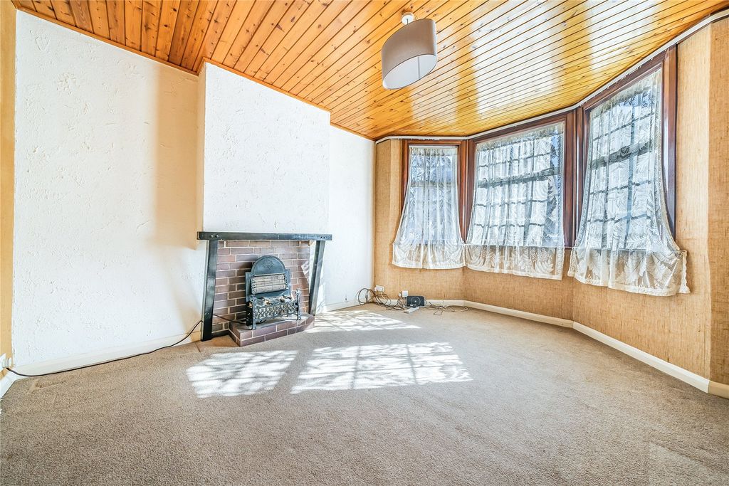 Property photo 2 of 14 Picture No. 04