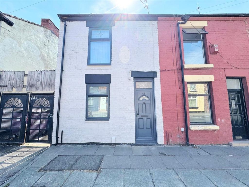 Property photo 2 of 8