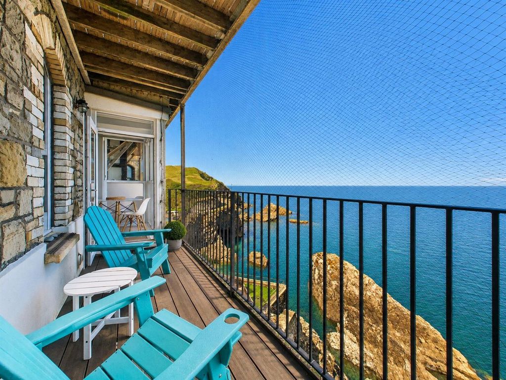 Property photo 2 of 13 Balcony