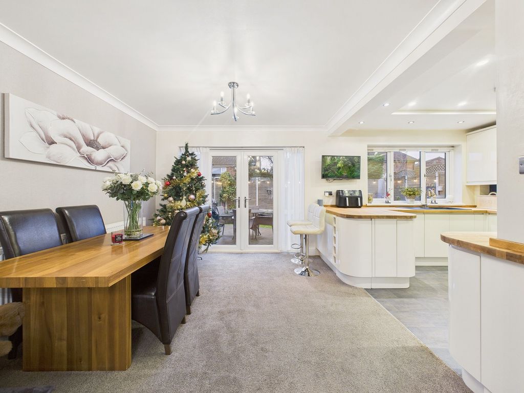 Property photo 2 of 13 Dining Area