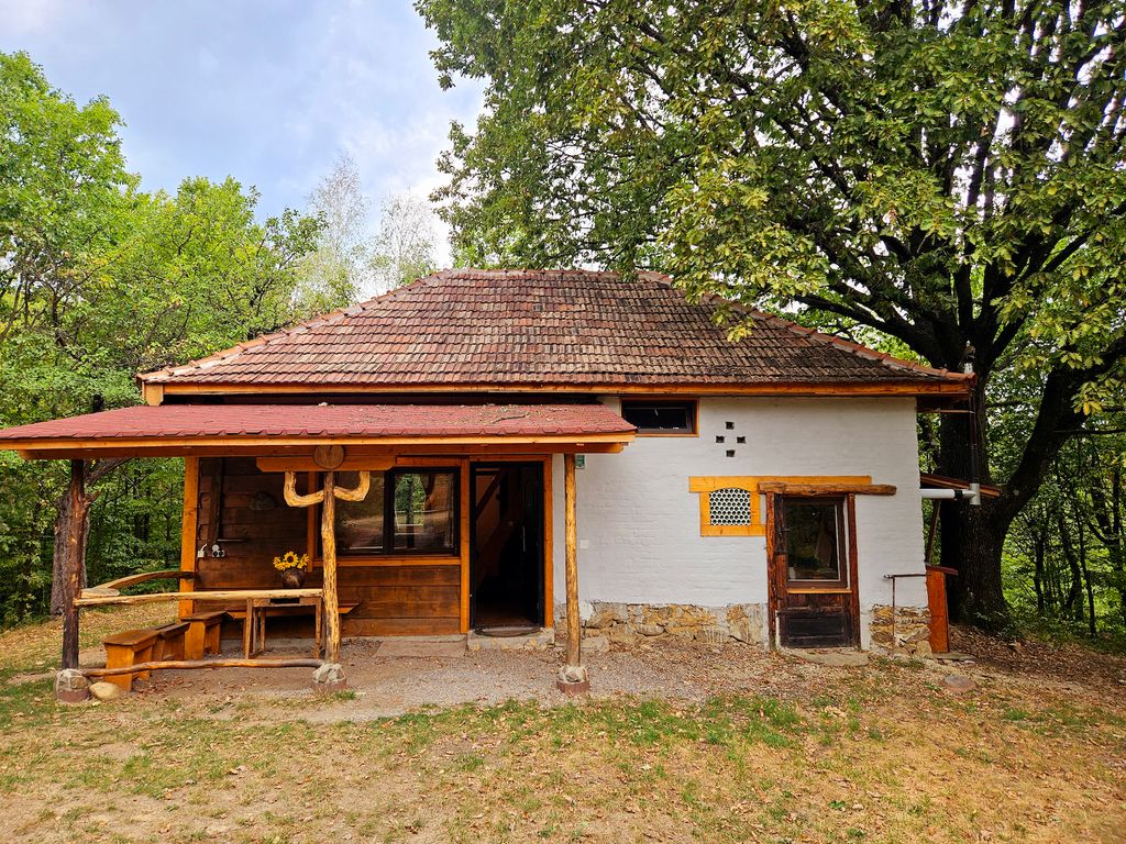 Property photo 1 of 13