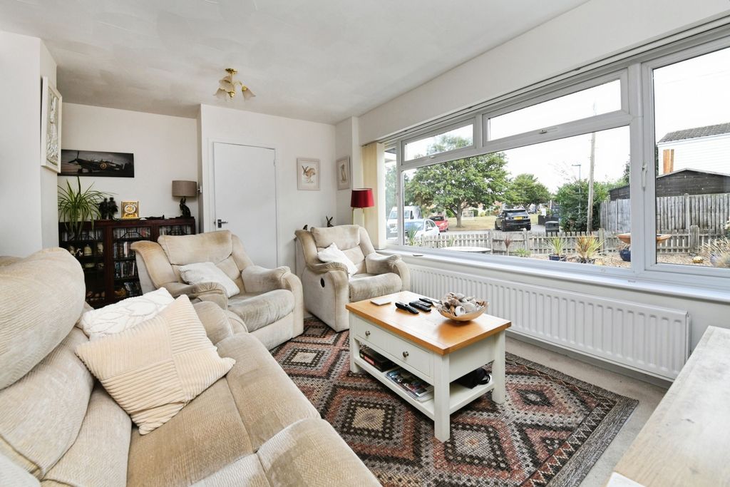 Property photo 3 of 19 Pbox-Img.Jpg