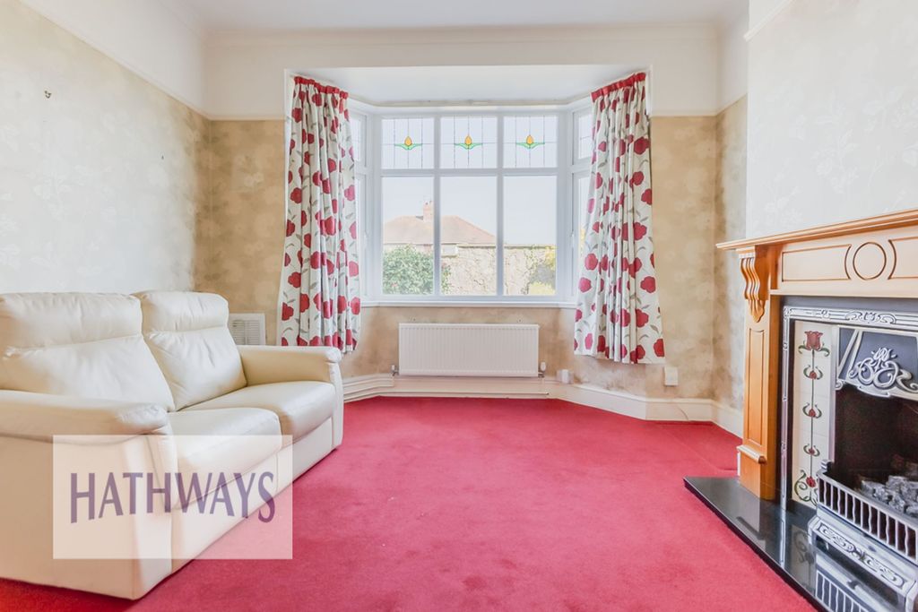 Property photo 2 of 39