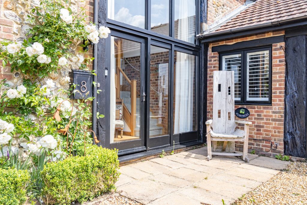 Property photo 2 of 42 4224654