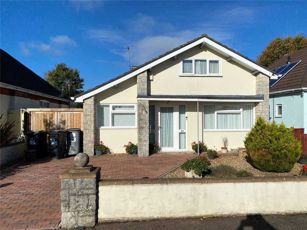 Property photo 1 of 26 Picture No. 32