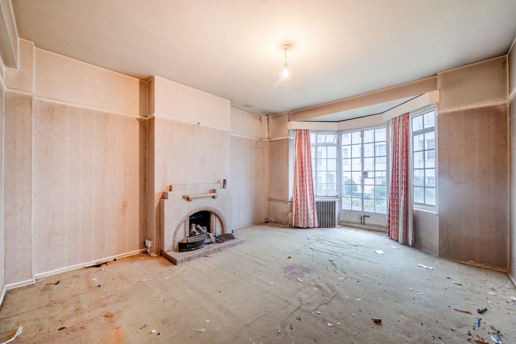 Property photo 2 of 8 Picture No. 05