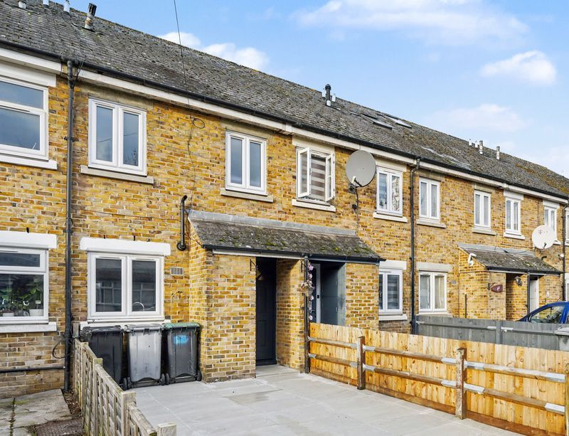 Property photo 1 of 18 Photo 17