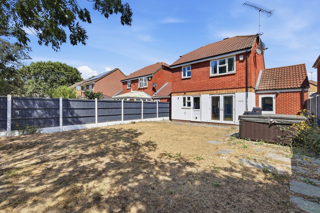 Property photo 2 of 24