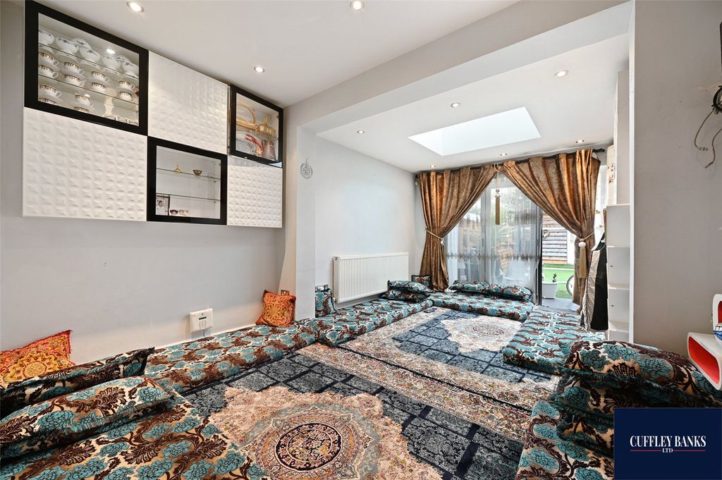 Property photo 2 of 10 Picture No. 02