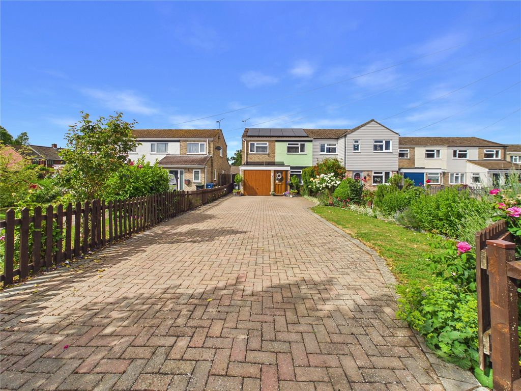 Property photo 2 of 18 Picture No. 12