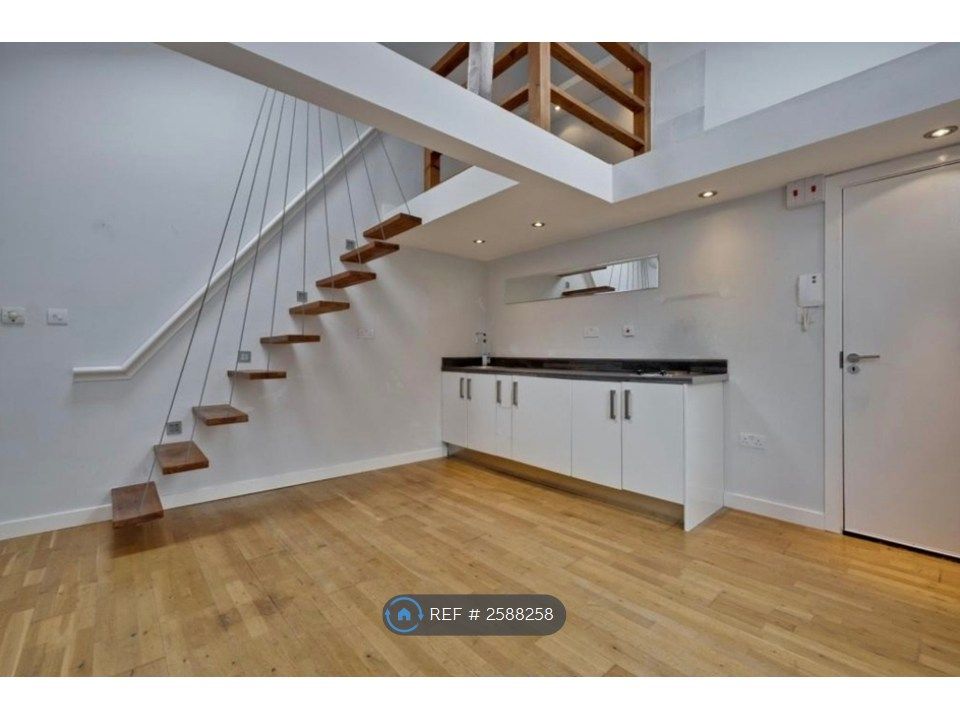 Property photo 3 of 3