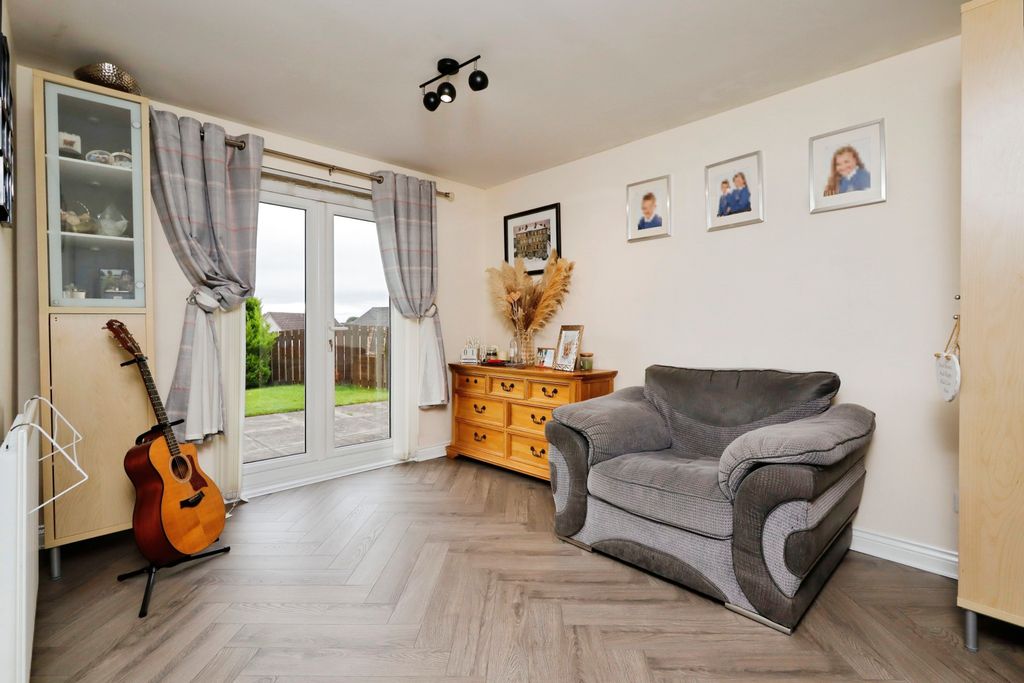 Additional image 4 of 5 bed detached house for saleLinkwood Road, Airdrie ML6