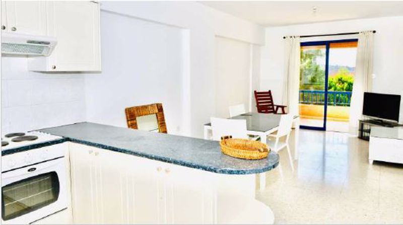 Property photo 3 of 10 Kitchen And Dining